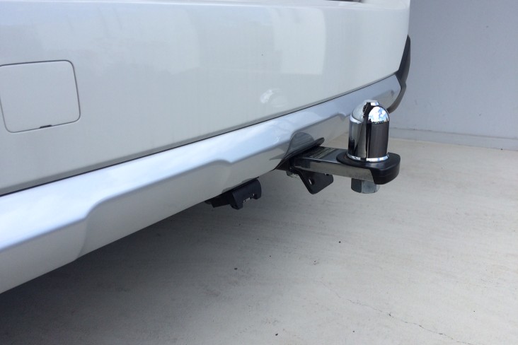 Tow bar fixed tongue. Image as example only, actual accessory may vary per model. 