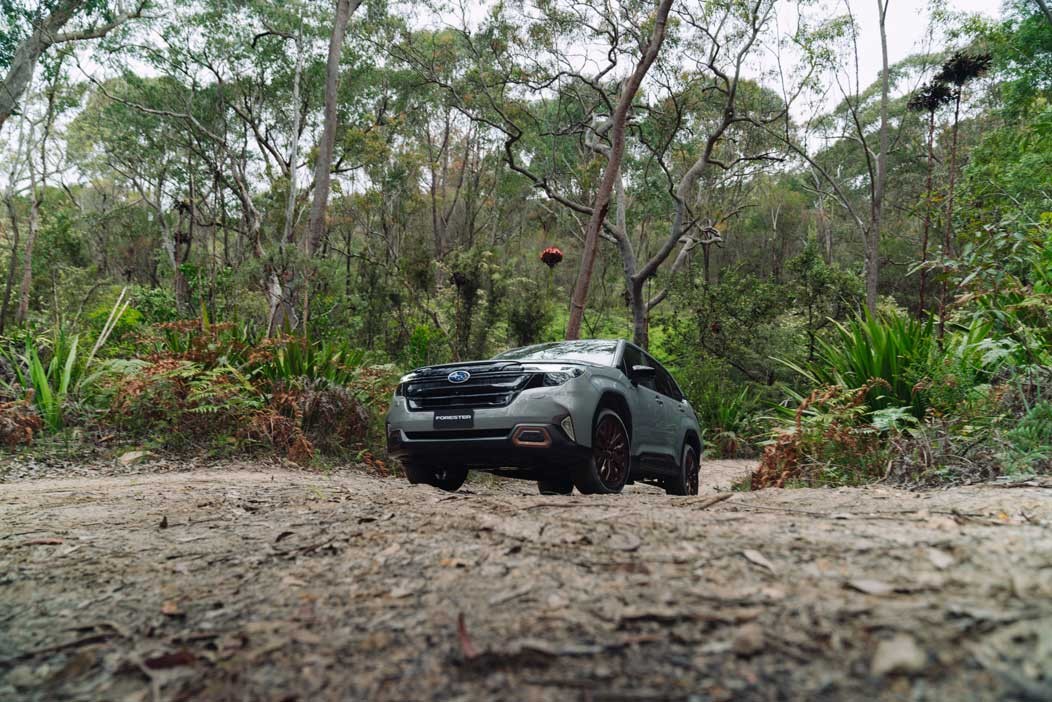 Subaru Forester 2026 driving on gravel