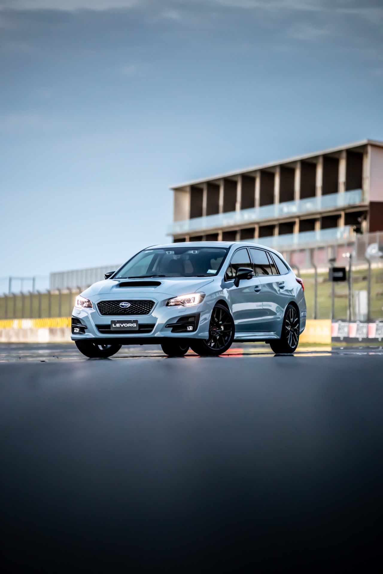 Subaru Levorg 2020 front three quarter portrait.