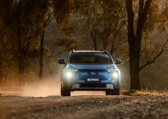 Subaru Trailseeker - Front on